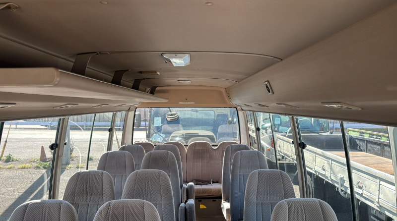  31630  HINO LIESSE BUS  2000  