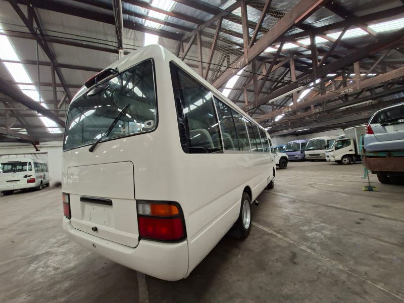  31630  HINO LIESSE BUS  2000  