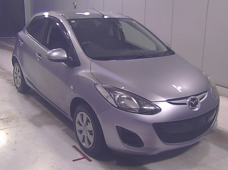  31640  MAZDA DEMIO  2012 