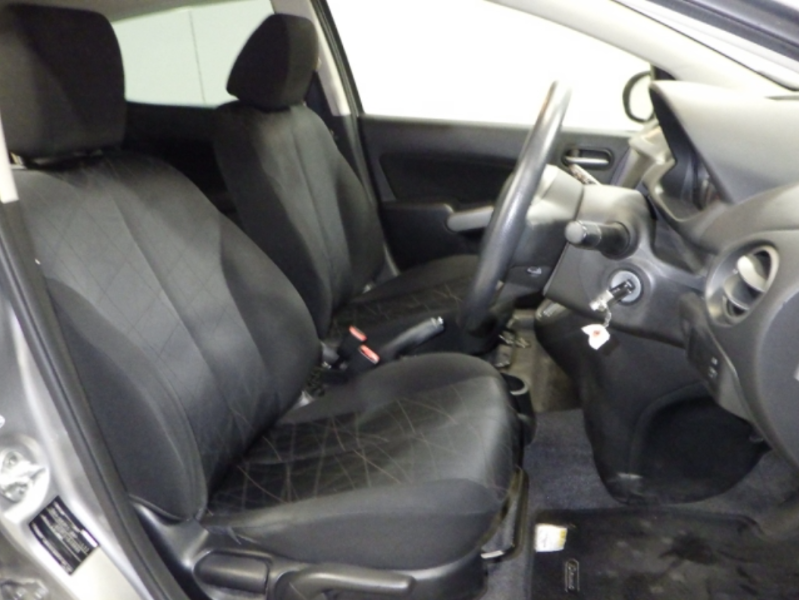  31640  MAZDA DEMIO  2012  