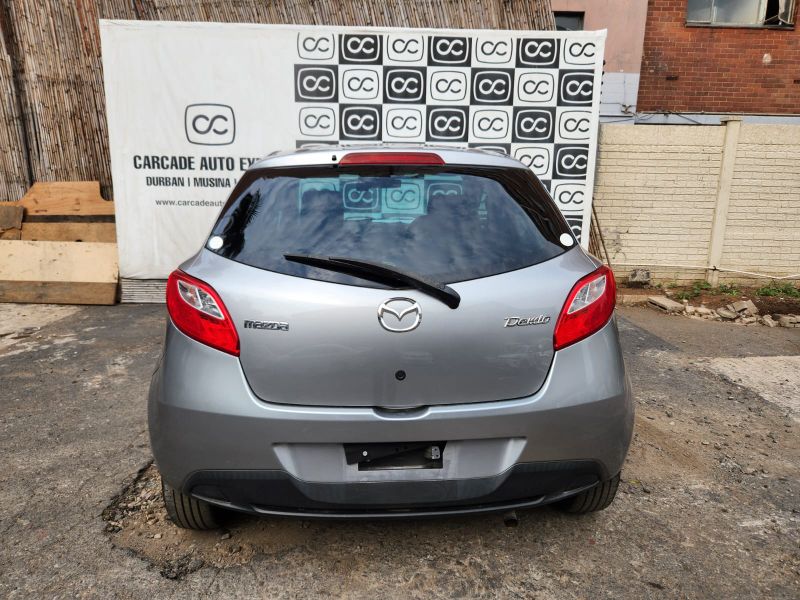  31640  MAZDA DEMIO  2012  