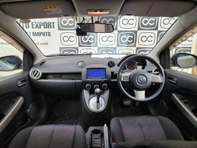  31640  MAZDA DEMIO  2012  