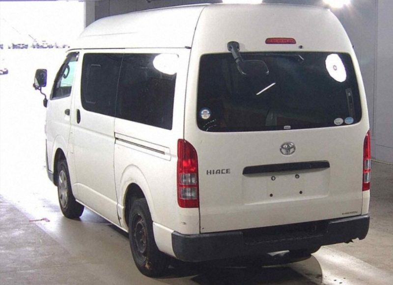  31643  TOYOTA HIACE  2014  