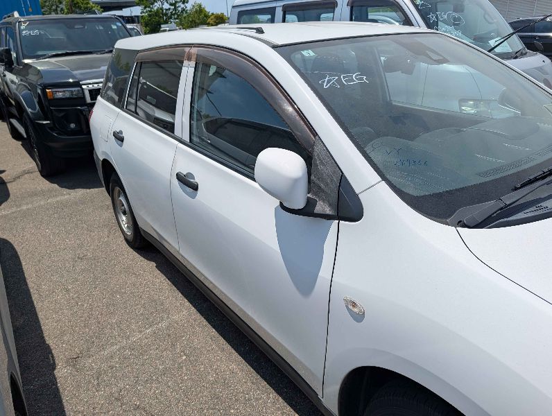  31648  NISSAN AD  2018  