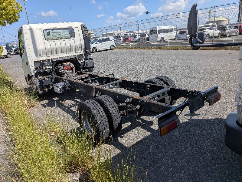  31649  TOYOTA DYNA  2021  