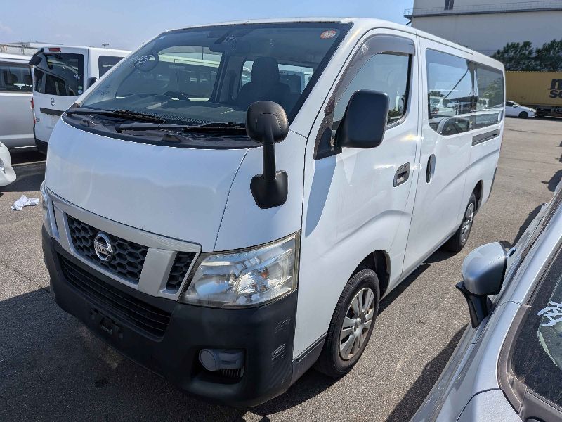  31658  NISSAN CARAVAN  2017  