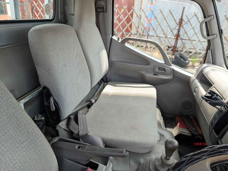  31659  TOYOTA DYNA  2003  