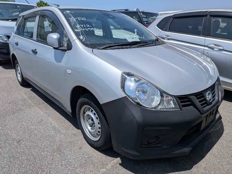  31660  NISSAN AD  2017  