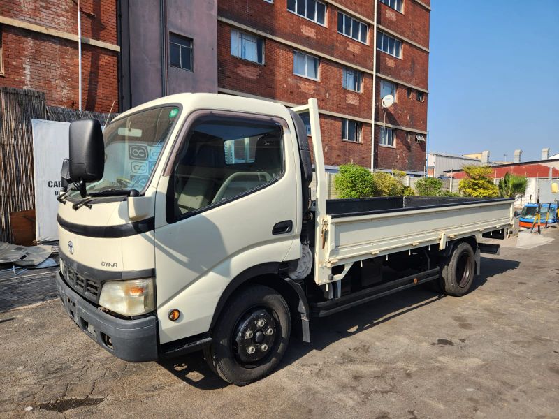  31663  TOYOTA DYNA  2006 