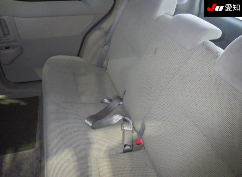  31664  TOYOTA RAUM  2006  
