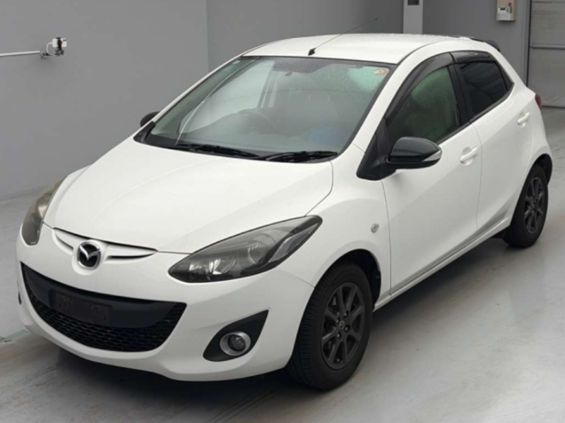 31666  MAZDA DEMIO  2013 