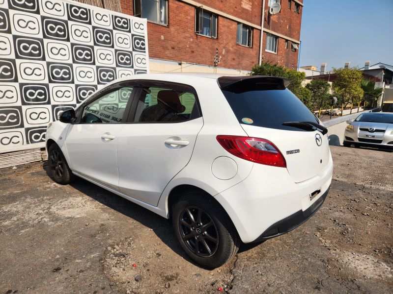  31666  MAZDA DEMIO  2013  