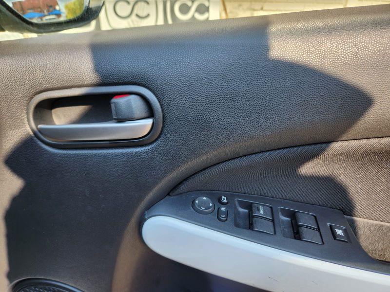  31666  MAZDA DEMIO  2013  