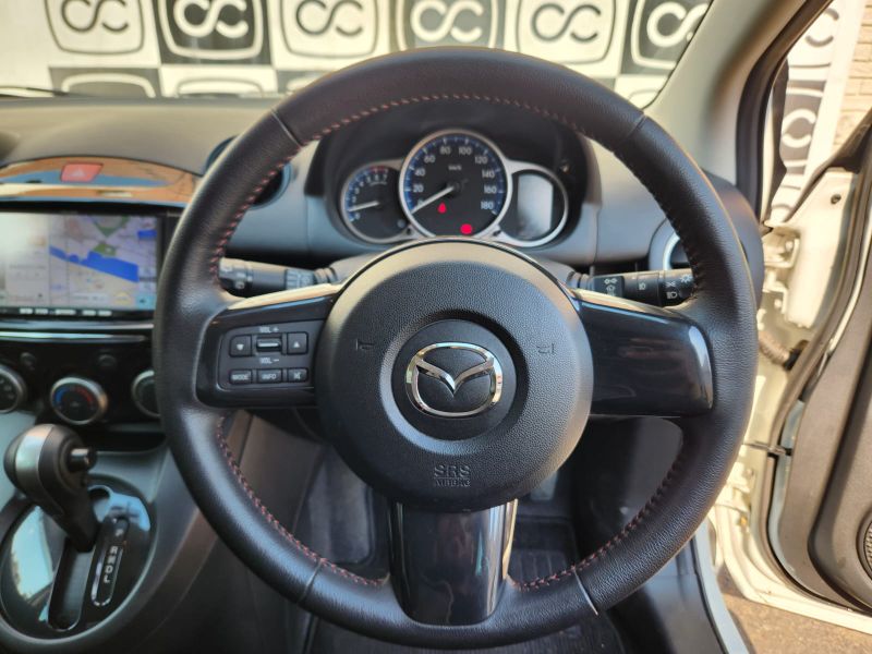  31666  MAZDA DEMIO  2013  