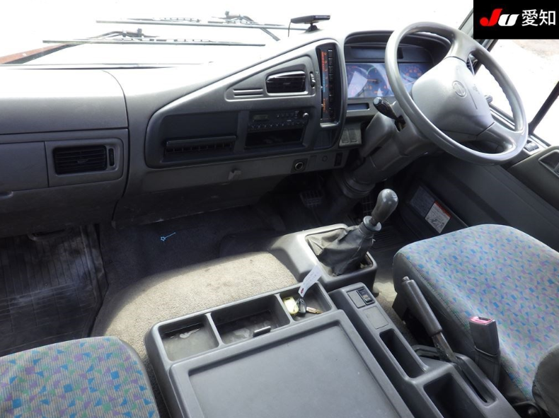  31670  HINO RANGER  2001  