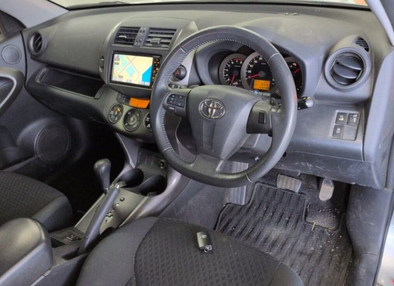  31677  TOYOTA VANGUARD  2011  