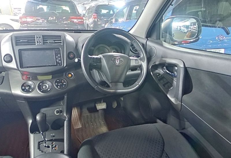  31677  TOYOTA VANGUARD  2011  