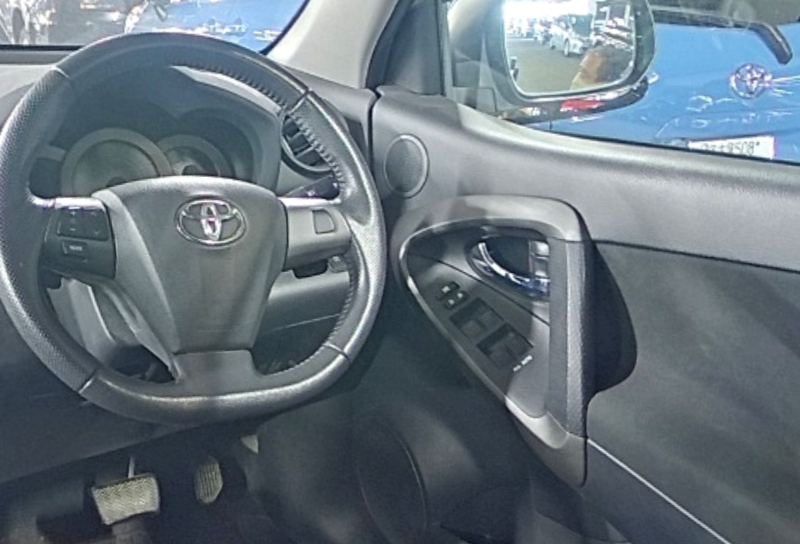  31677  TOYOTA VANGUARD  2011  