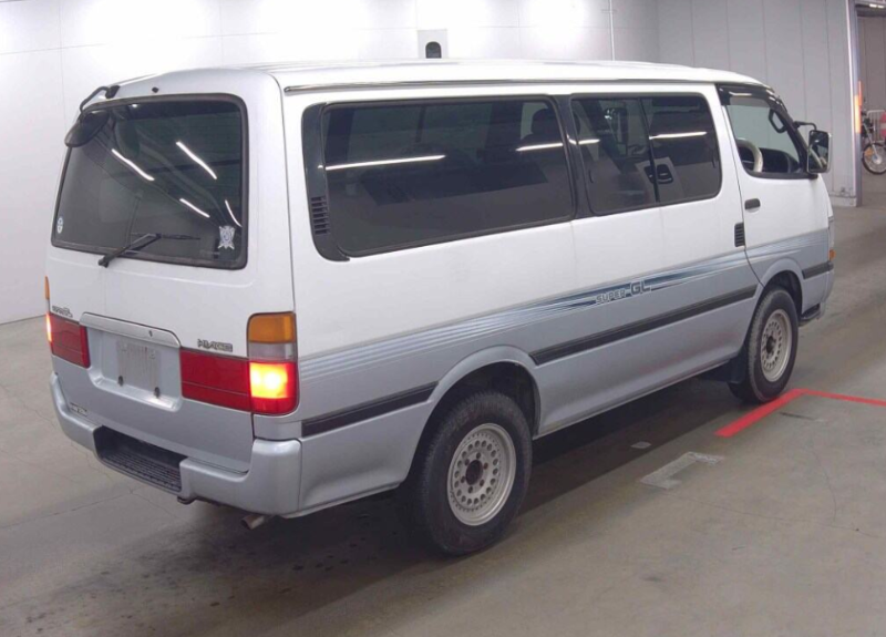  31680  TOYOTA HIACE  2003  