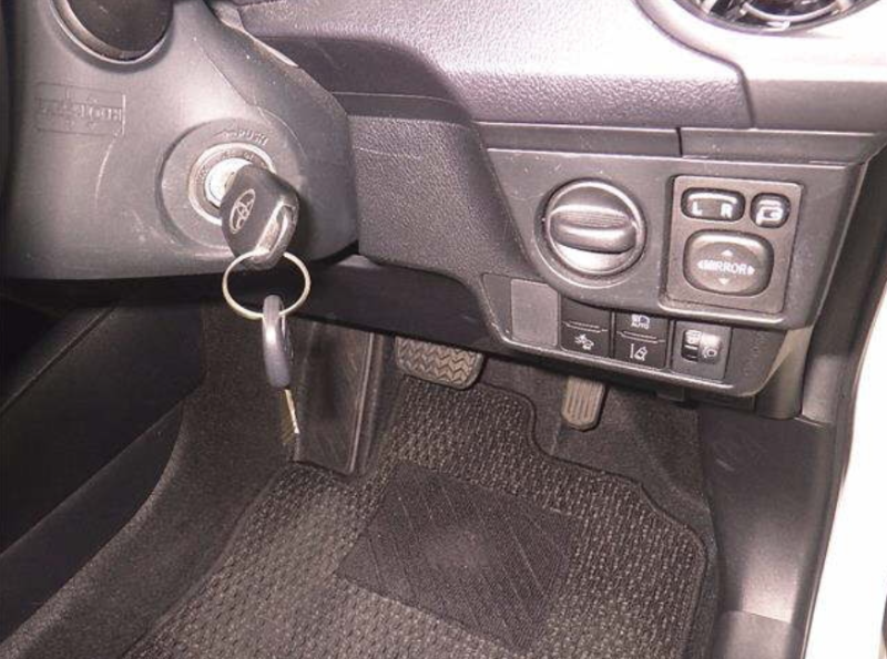  31686  TOYOTA AXIO  2018  
