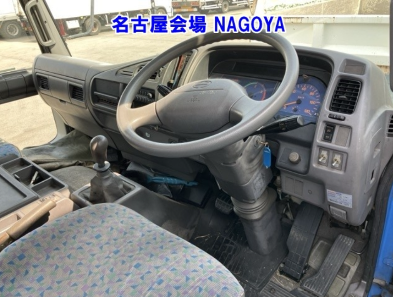  31689  HINO RANGER  2000  