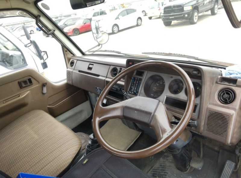  31691  TOYOTA DYNA TRUCK  1989  