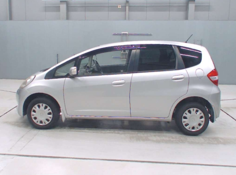  31696  HONDA FIT  2011  