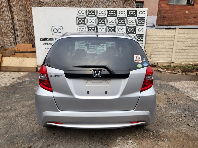  31696  HONDA FIT  2011  