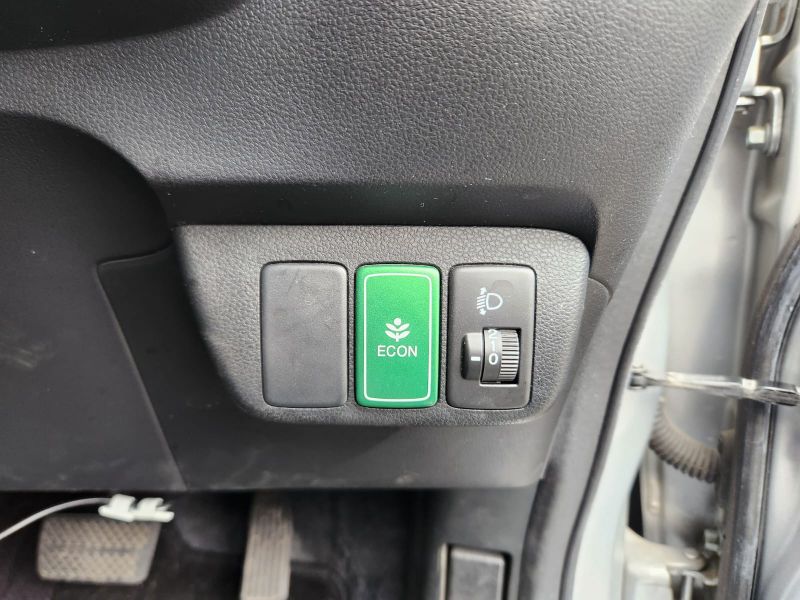  31696  HONDA FIT  2011  