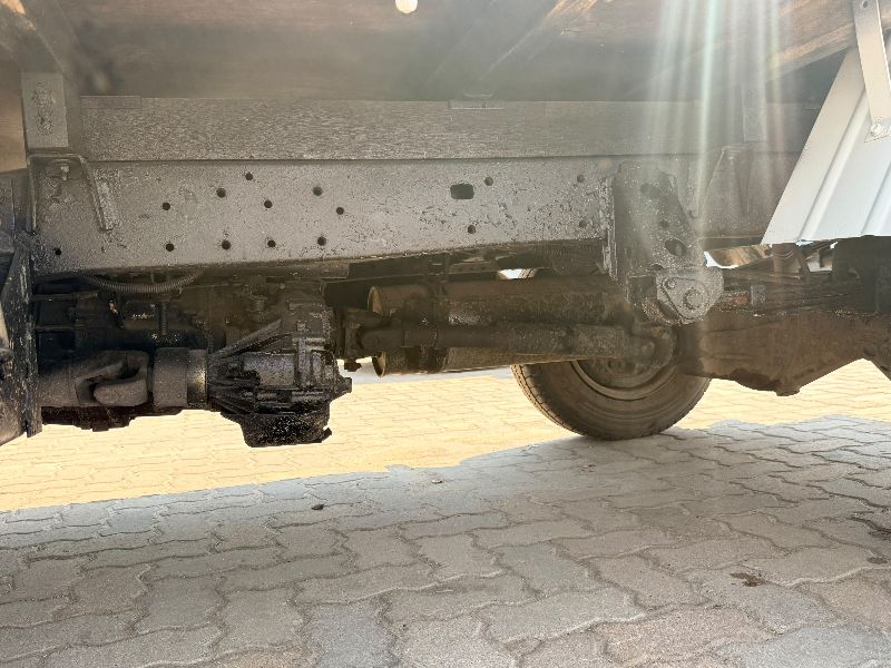  31715  TOYOTA HIACE TRUCK  1990  