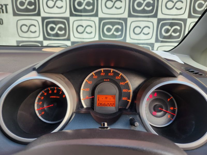  31730  HONDA FIT  2011  