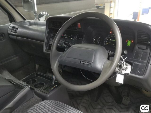  31739  TOYOTA HIACE  1995  