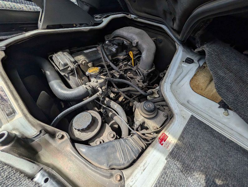  31739  TOYOTA HIACE  1995  