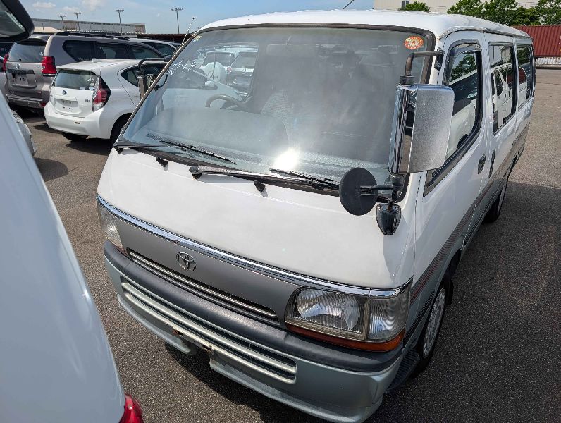  31739  TOYOTA HIACE  1995  