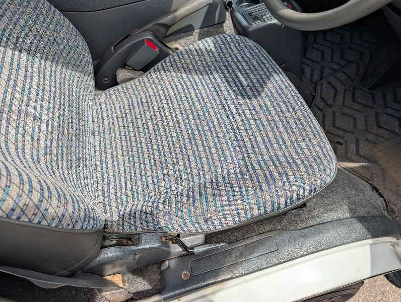  31739  TOYOTA HIACE  1995  