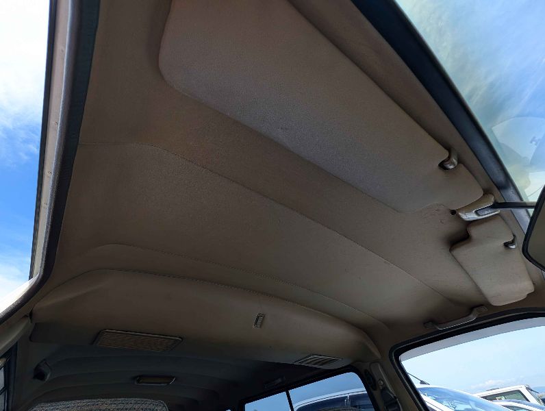  31739  TOYOTA HIACE  1995  