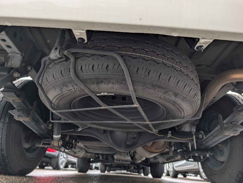  31759  TOYOTA HIACE  2018  