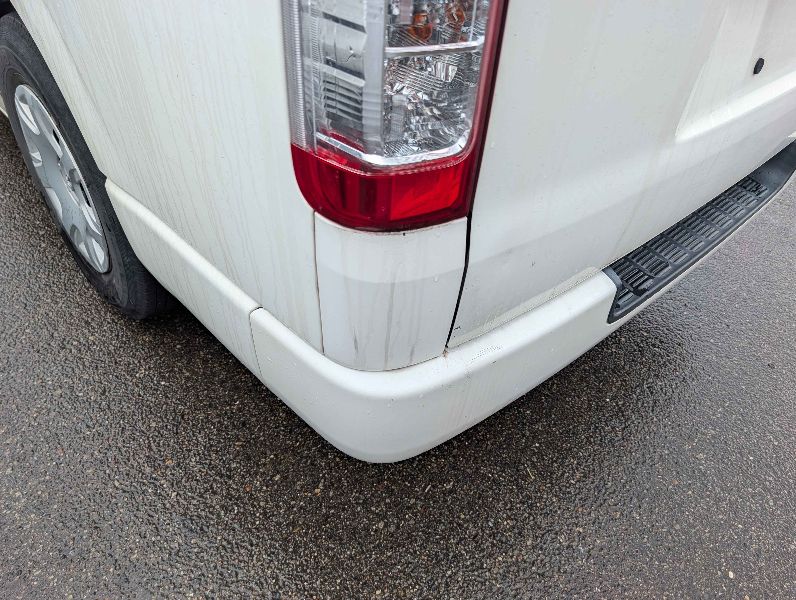  31759  TOYOTA HIACE  2018  