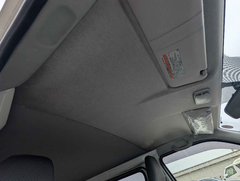  31759  TOYOTA HIACE  2018  