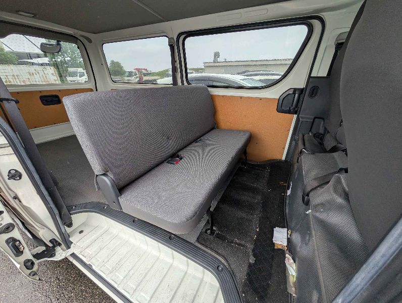  31759  TOYOTA HIACE  2018  