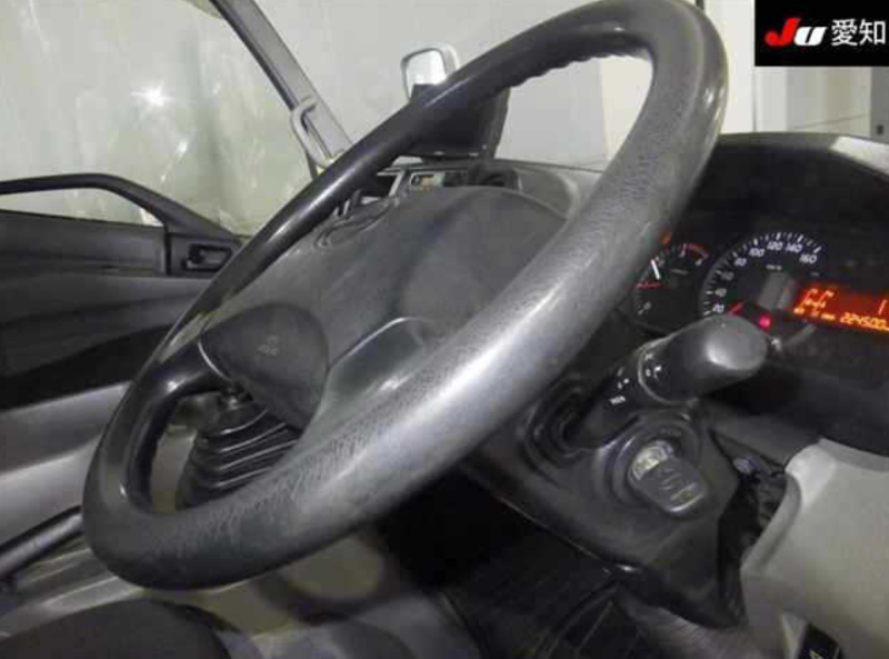  31769  HINO DUTRO  2012  