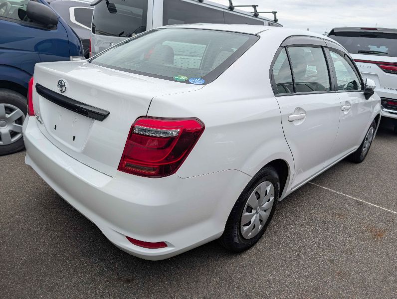  31816  TOYOTA COROLLA AXIO  2017  