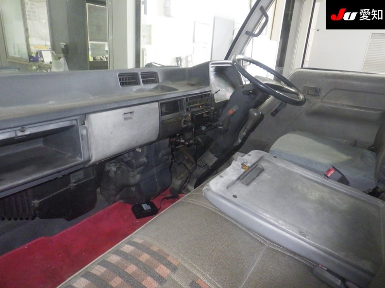  31828  MITSUBISHI CANTER  1988  