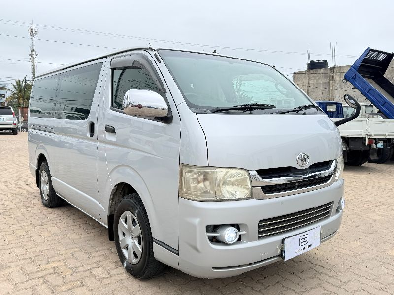  31842  TOYOTA HIACE  2006 