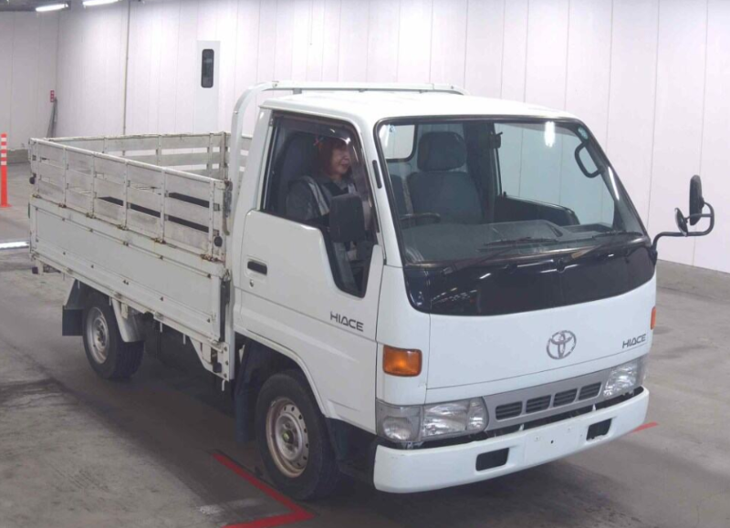  31843  TOYOTA HIACE TRUCK  1996 