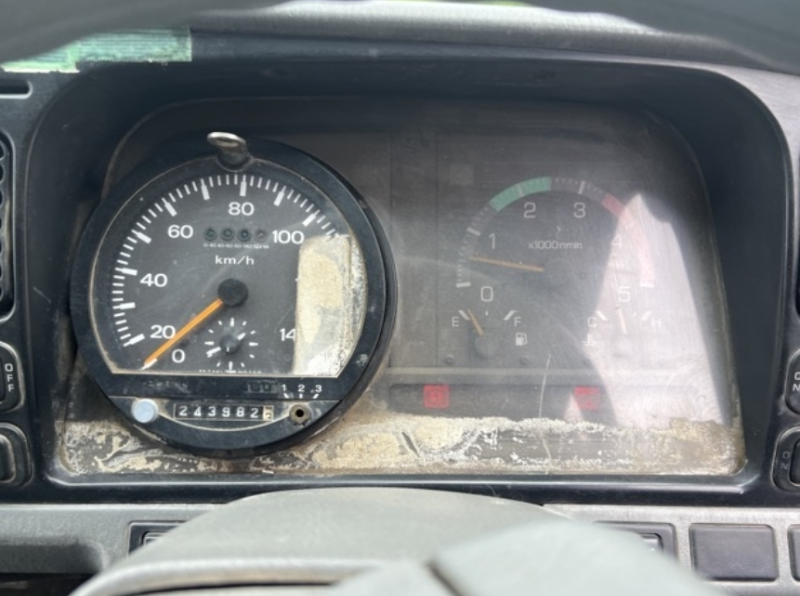  31845  MITSUBISHI CANTER  1994  
