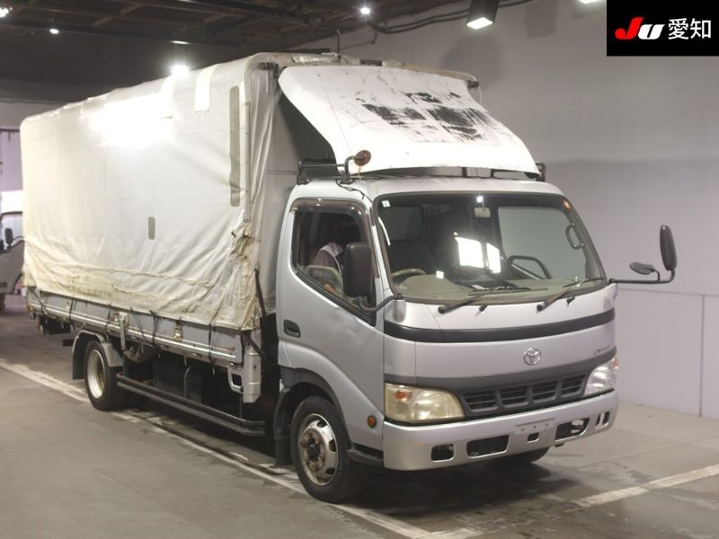  31899  TOYOTA DYNA  2004 