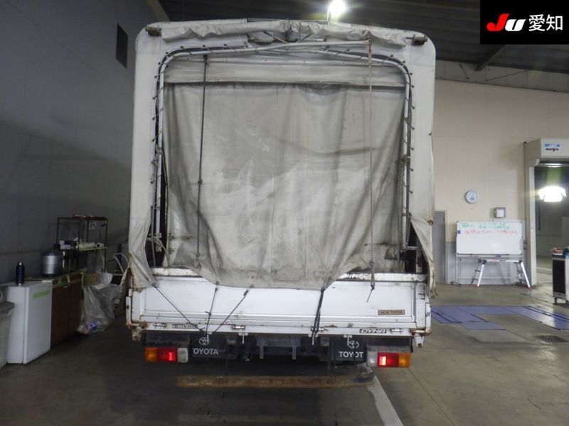  31899  TOYOTA DYNA  2004  
