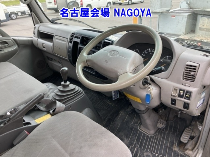  31911  TOYOTA DYNA  2008  