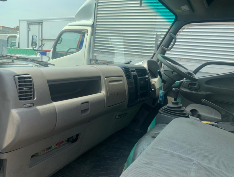  31911  TOYOTA DYNA  2008  